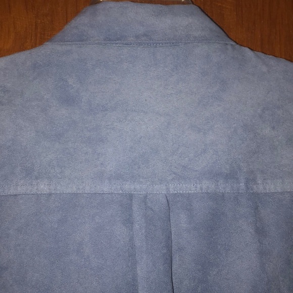 H Look Women’s Powder Blue Button Down Shirt - Picture 4 of 7